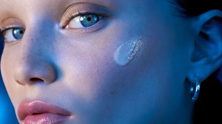 Biotherm Blue Retinol TikTok filter by TAKEOFF XP